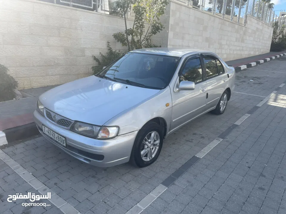 نيسان الميرا موديل 2000