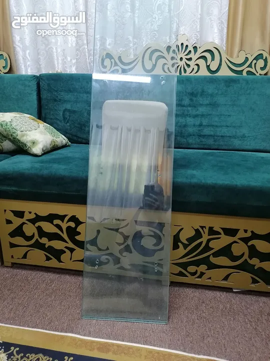 ارفف زجاج سوكريت للبيع