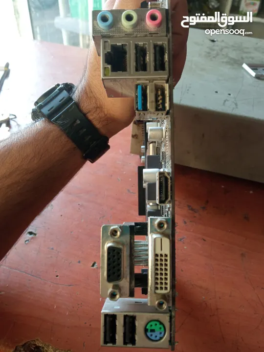 لوحة h310 مع معالج i3-9f بس ع 250 موجود في بيت لحم متوفر توصيل