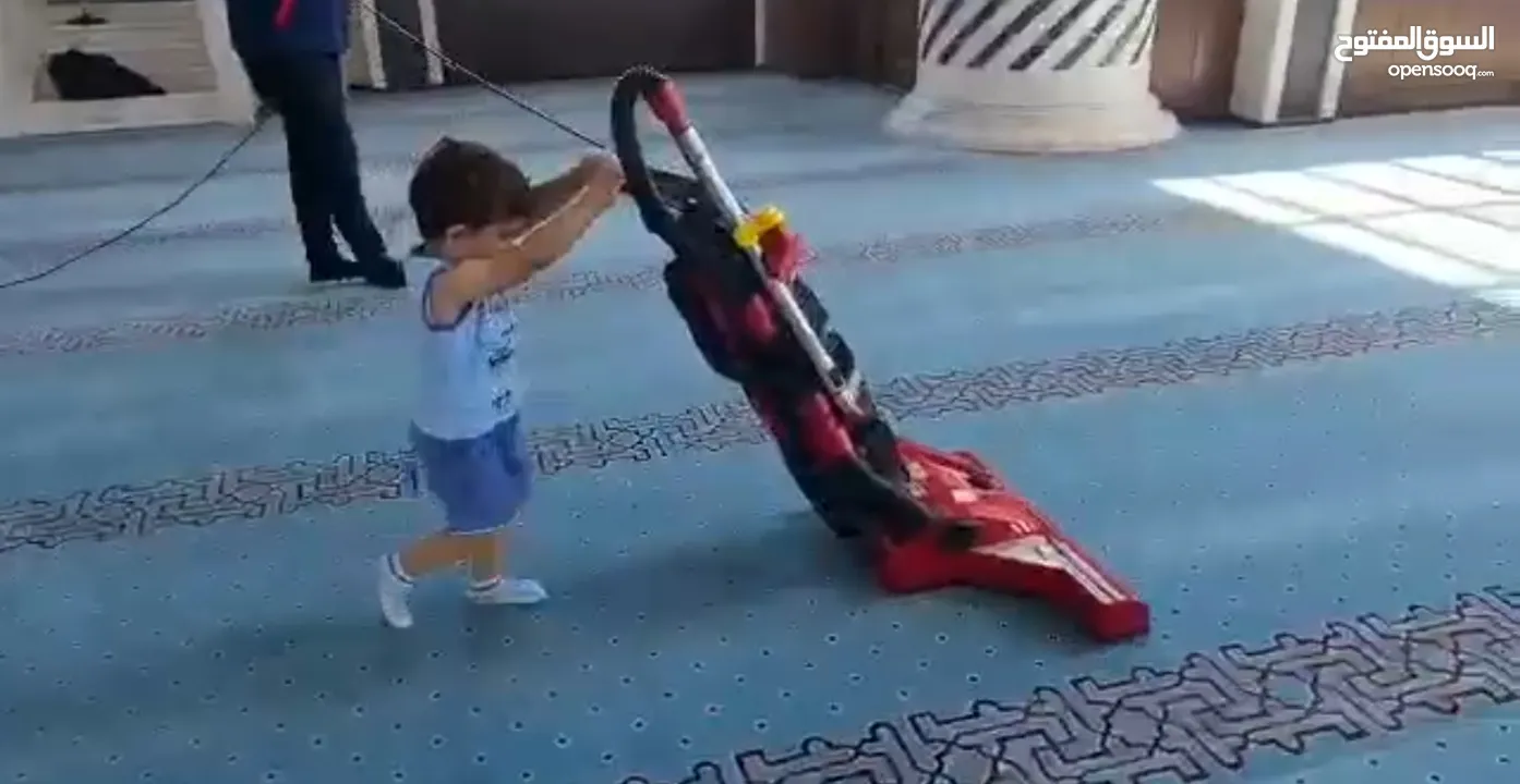 المكنسة الحمراء التركية HM61 سريعة التنظيف الصحية