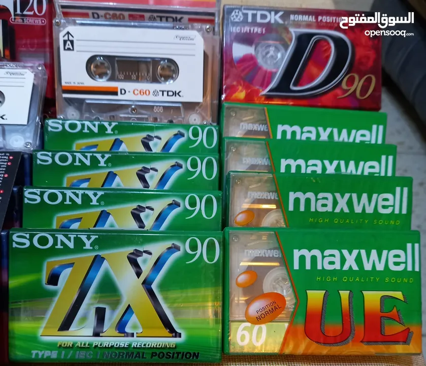 اشرطه كاسيت واسطونات وسيديات بدينار