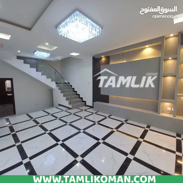 Spacious Townhouse For Sale In Al Mawaleh NorthREF 365TA