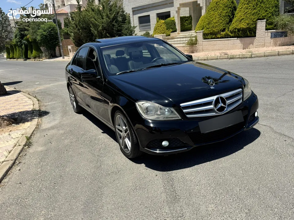 Mercedes C-Class C 200  مرسيدس c200 2012