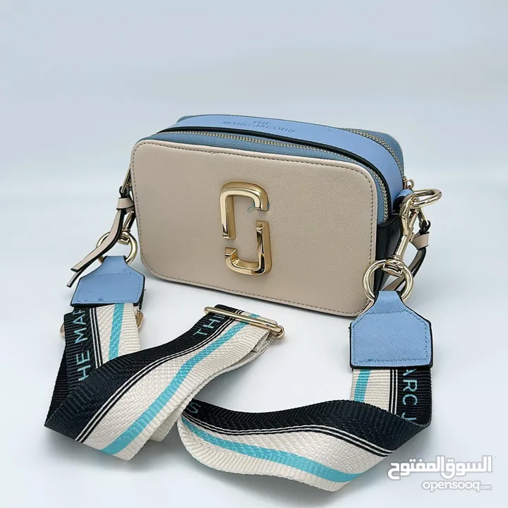 شنتة مارك جاكوب ماستر كوبي مختمة كامل لون بيج مع أزرق فاتح وأسود Marc jacobs bags high master copy