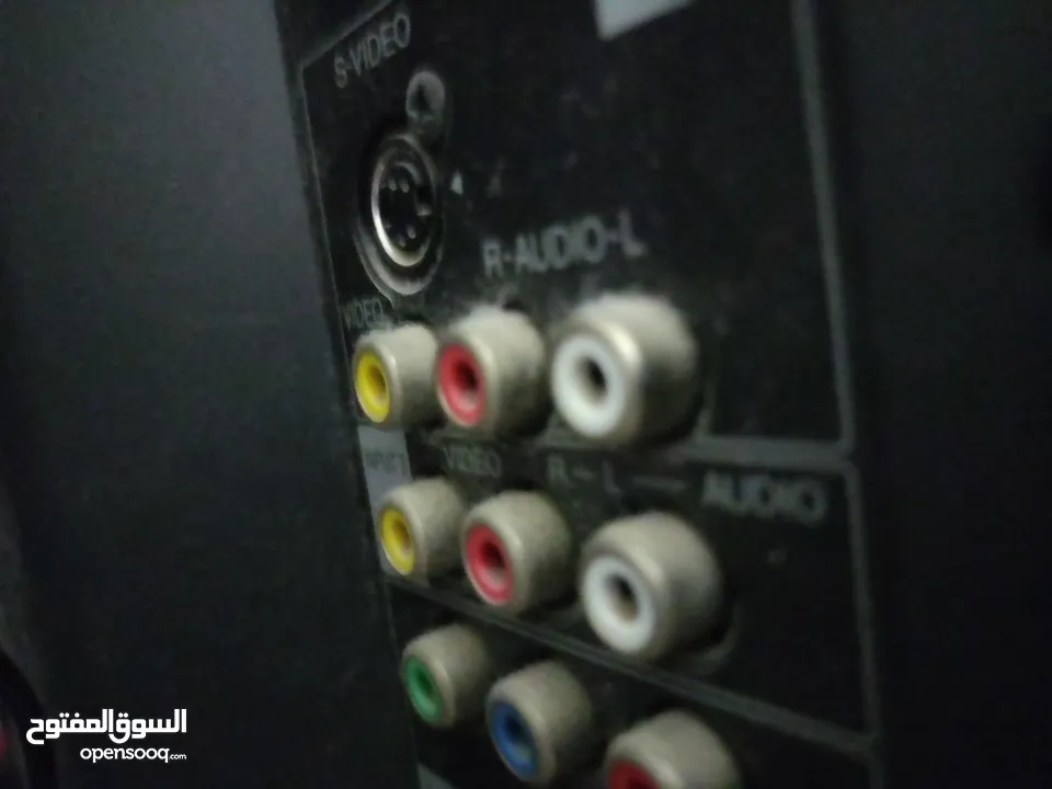 شاشة مستعمل للبيع