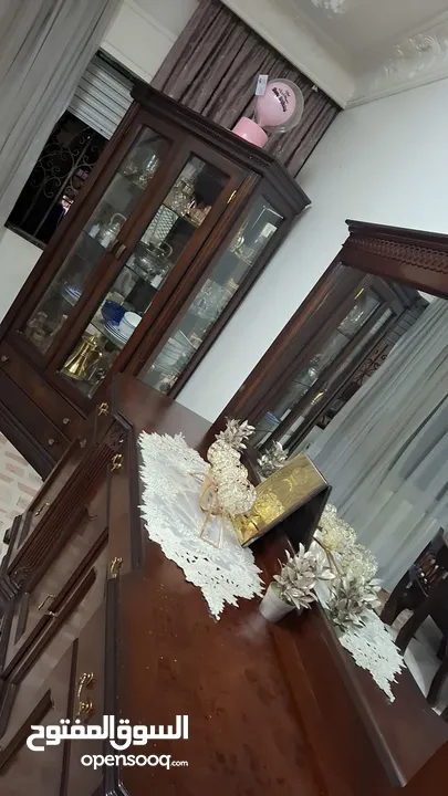 كنب وطاولة سفره استخدام شهرين