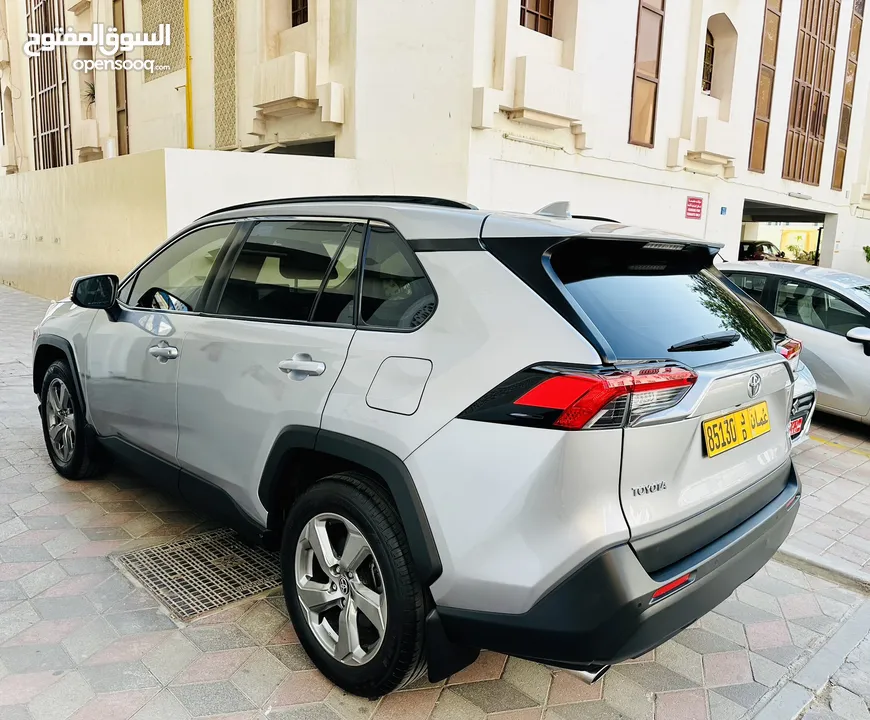 Toyota RAV4 2021 4WD XLE, Expat used, GCC Oman Car