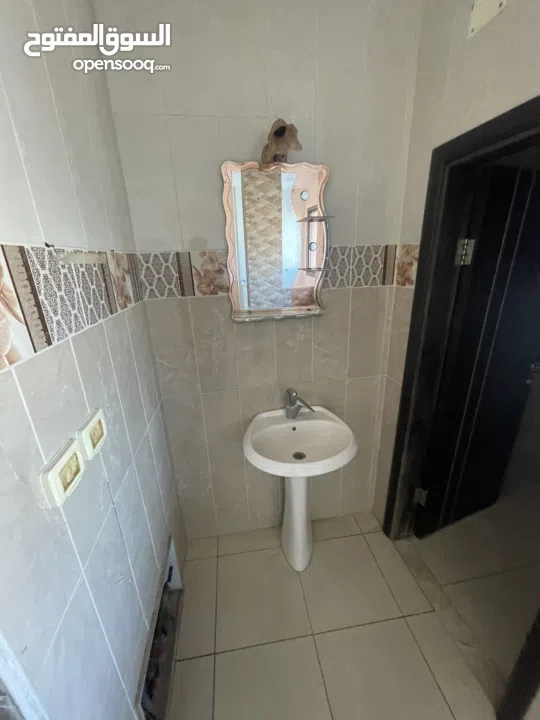 شقة للايجار بمنطقة ال17 بيتونيا