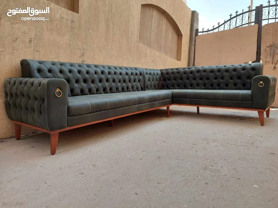 خليكي مميزه وغير عن الكل وقاهره الجيران  تعالي شوفي الاناقه او احنا بنيجي لا تغلب/ي حالك