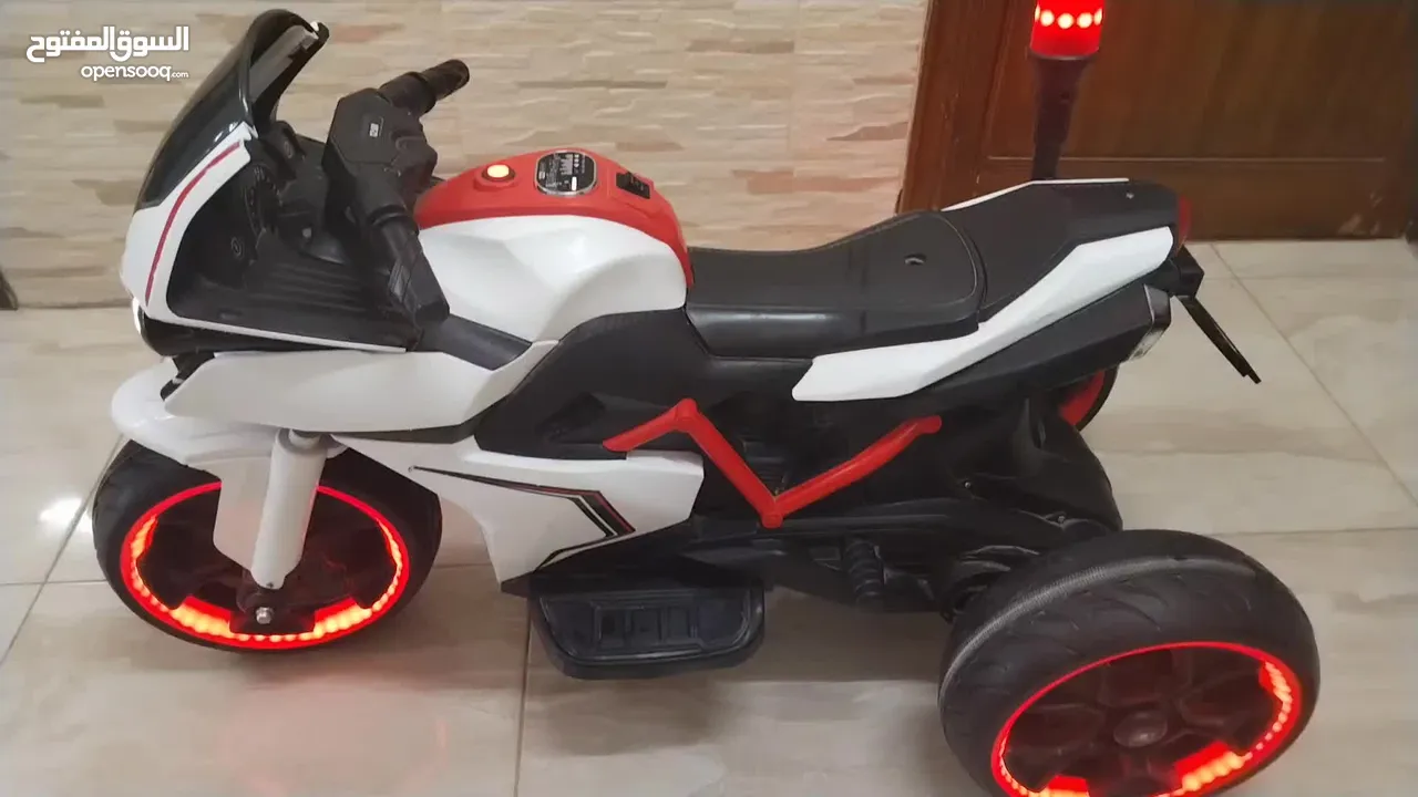 دراجه أطفال بحالة ممتازه