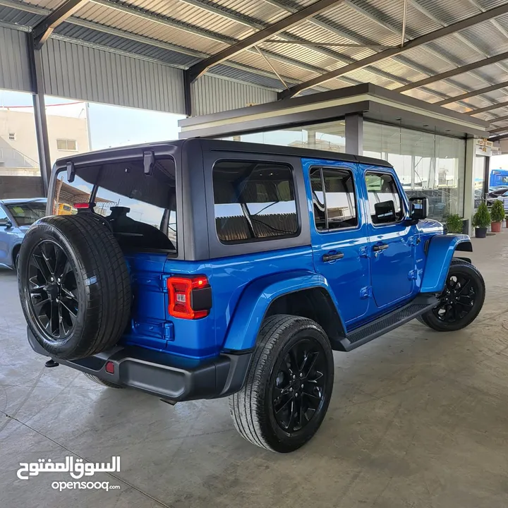 Jeep wrangler 4xe 2021 hybrid plug-in  2000c turbo charger 375 hp