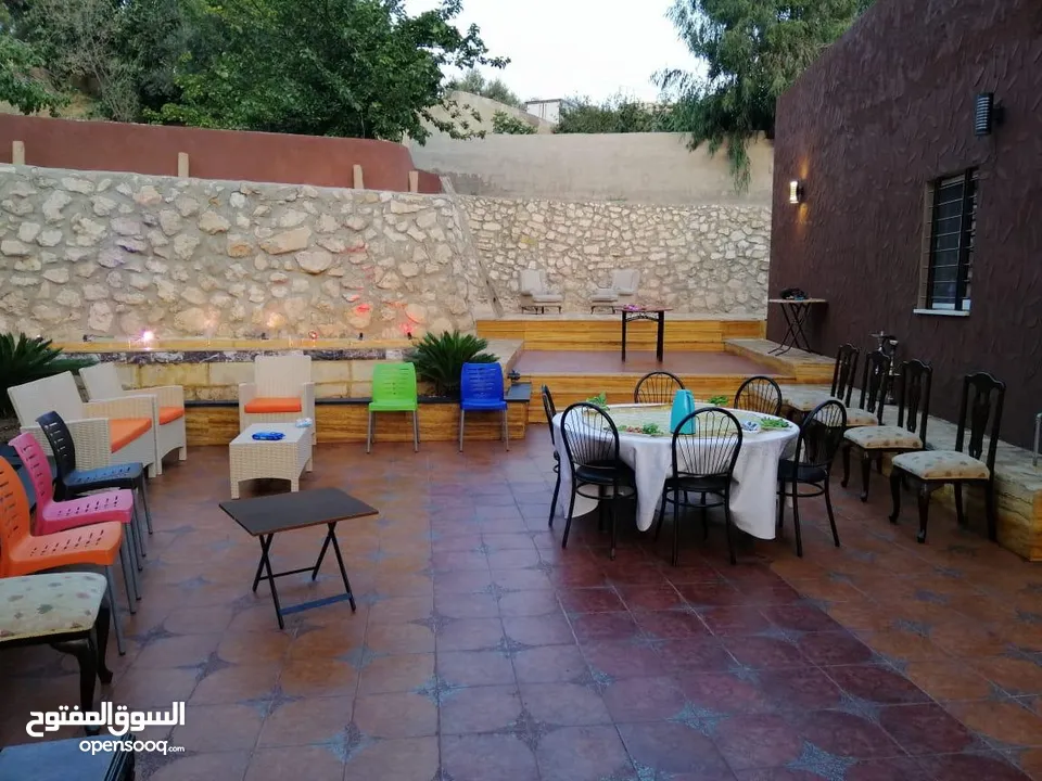 منزل شبه فيلا للبيع