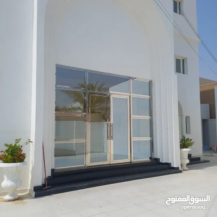 اعمال الابواب و الدرايش uPVC .صيانه .شبك الحشرات  وزجاج .مرأيات .بكافه انواعها.المنيوم مرحباااا