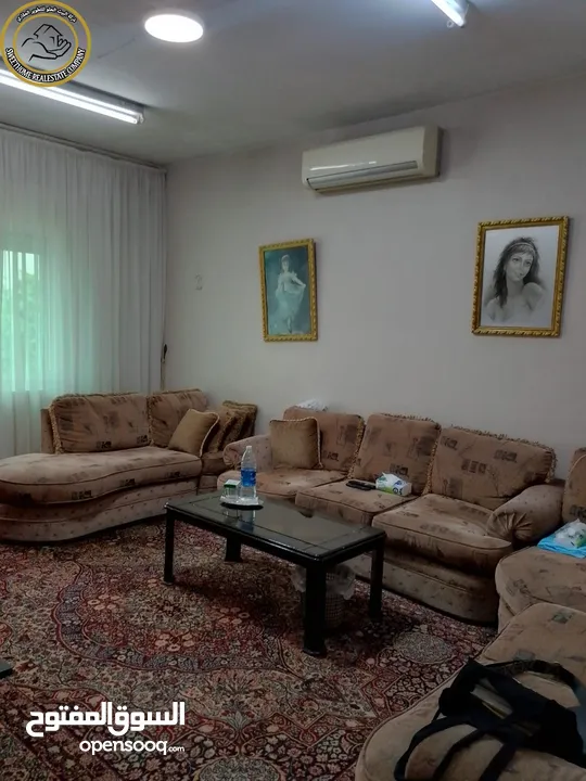 شقة مميزة للبيع في أم السماق الشمالي طابق اول 190م بسعر مغري