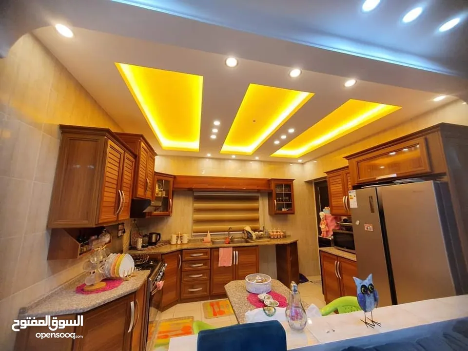 جبس بورد وكافة اعمال الديكورات والتصميم الداخلي والصيانة وبديل الرخام والخشب وهذه اعمالنا بفضل الله