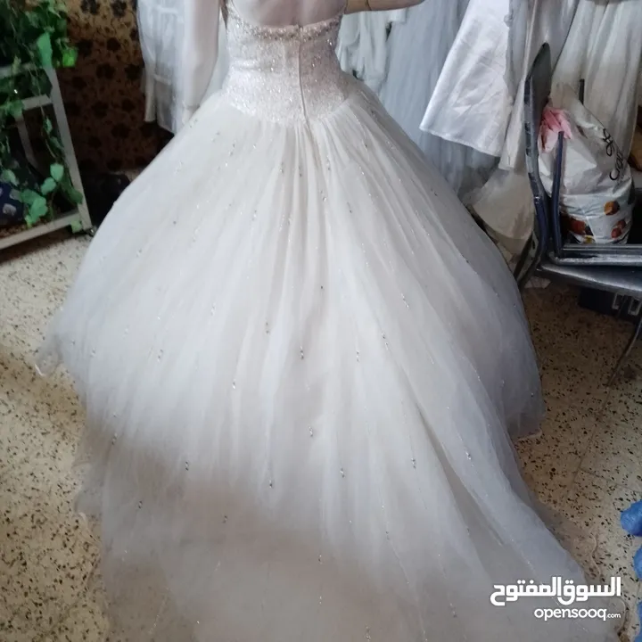 ازياء بدل خطبه وسواري وعرايس