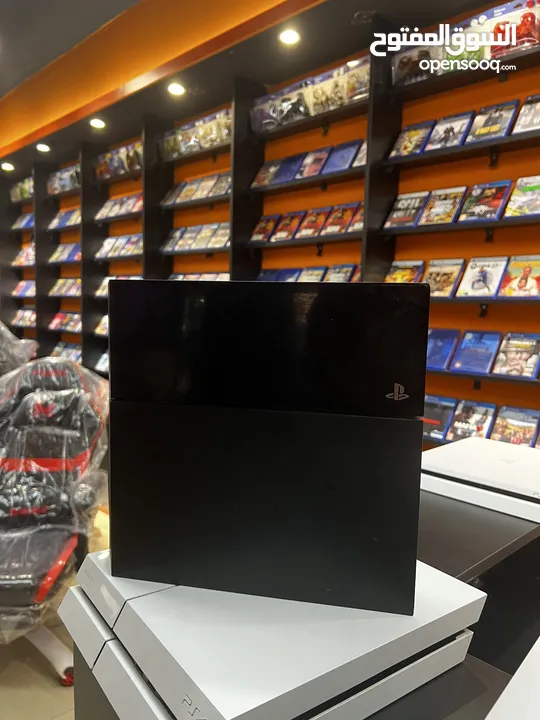 Ps4. PlayStation. Ps4 slim. Ps4 fat. بلايستيشن للبيع. بلايستيشن 4. بلايستيشن.  الاجهزه بحاله الوكاله