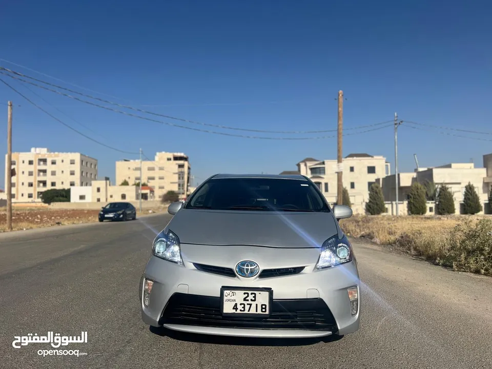 تويتا بريوس 2015 تب نظافه ولا غلطه صيانه كامله مكمله قطارة بنزين