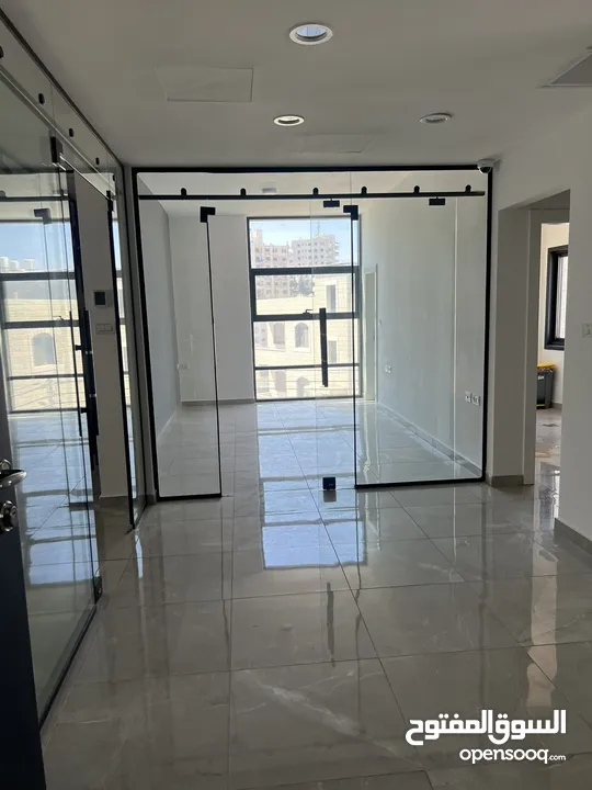 مخازن ومكاتب للايجار