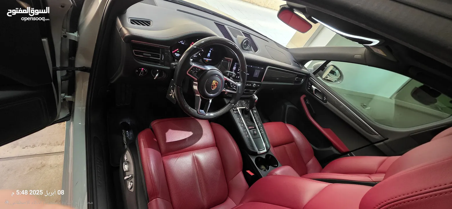 Porsche macan 2019  رمادي فاتح  وارد الوكاله مالك واحد   مواصفات خاصه ...مالك واحد  بسعر مميز