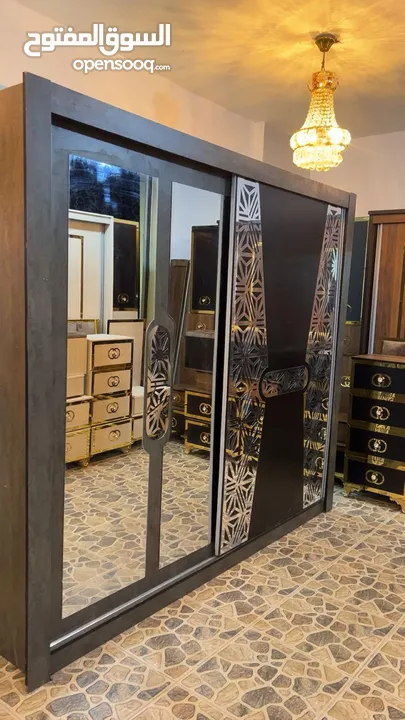 1-غرفة نوم ماستر ستايل تركي تصلح لعرسان   2-غرفة نوم ماستر ستايل تركي مع ملحقات إضافية تصلح لعرسان