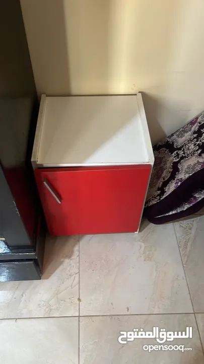 متفرقات اثاث للبيع شاشه نوع TCL 42 بوصه   مكيف واحد طن نوع جينيرال انفيرتير غازه محبوس