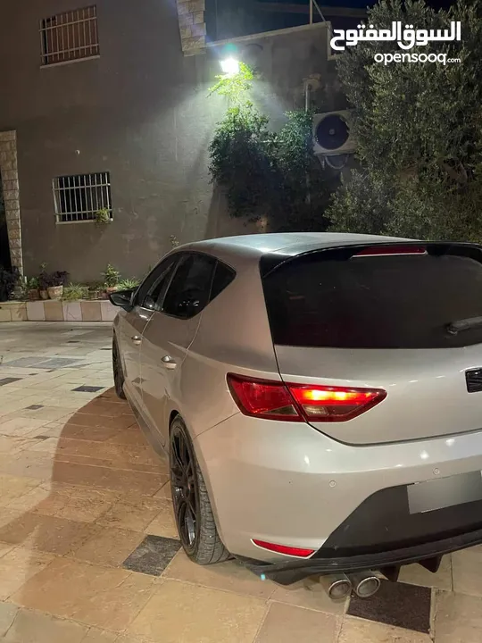 سيات ليون 2015