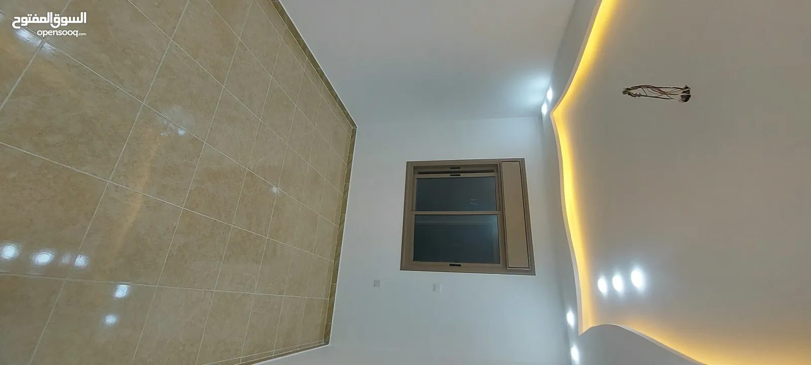 شقة فاخرة للبيع التاسعة كاش أو اقساط ط1هندسي 114 م اطلالة بحرية دائما