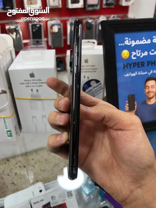 iphone xs max  مستخدم