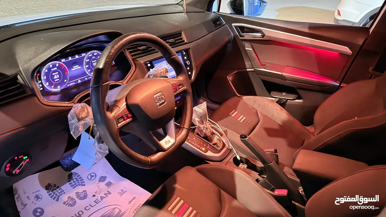 سيات ارونا FR ترخيص 21 ديجيتال بصمه سقف اسود