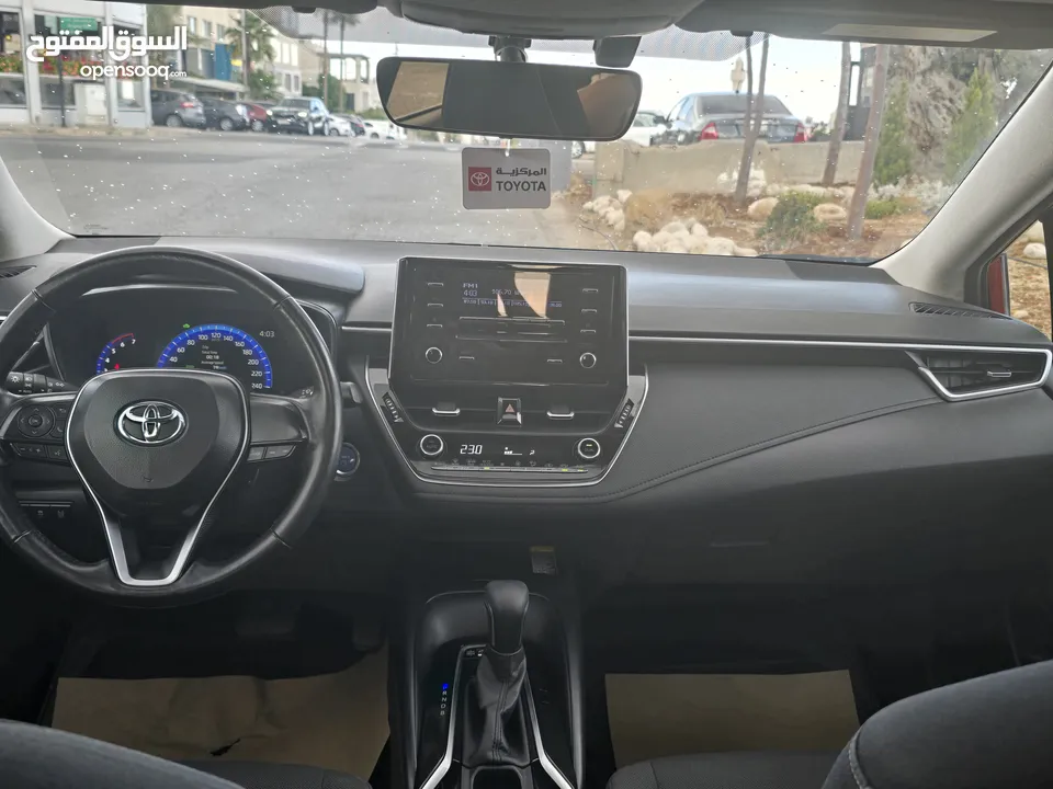 تويتا كورولا هايبرد 2019 فل مع فتحه وارد الوكاله وتحت صيانة الوكاله