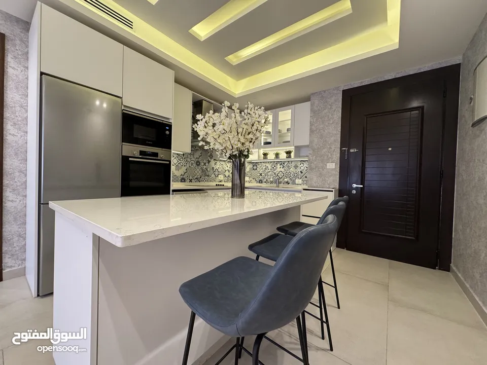 شقة مفروشة للإيجار في عبدون  ( Property 40438 )-175080990