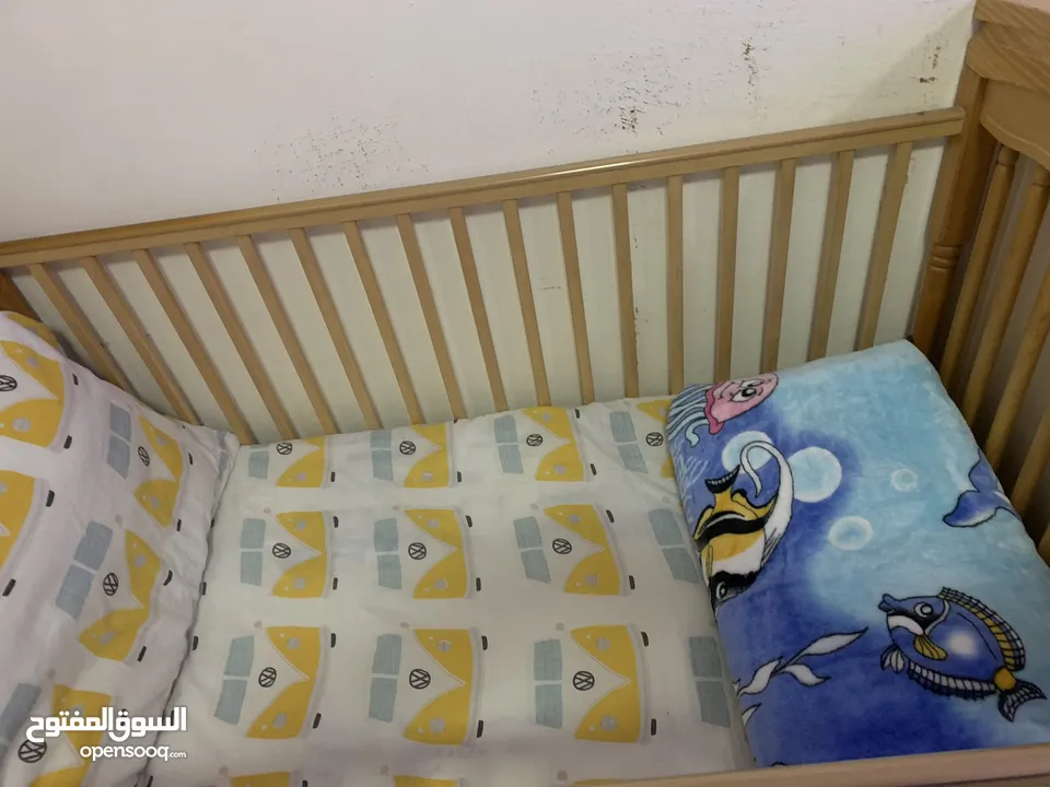 سرير أطفال ماركة " جونيورز " baby bed “ Juniors