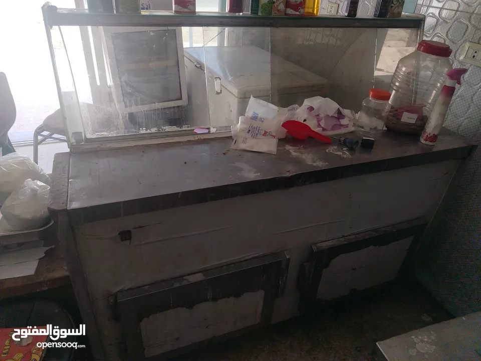 ثلاجات مستلزمات محل