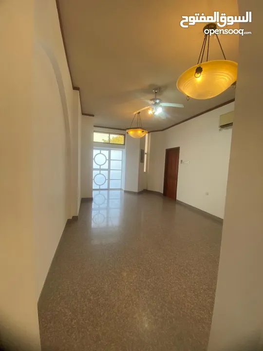 6Me34-Luxurious Big Building 20BHK for rent in Al Sarooj Street