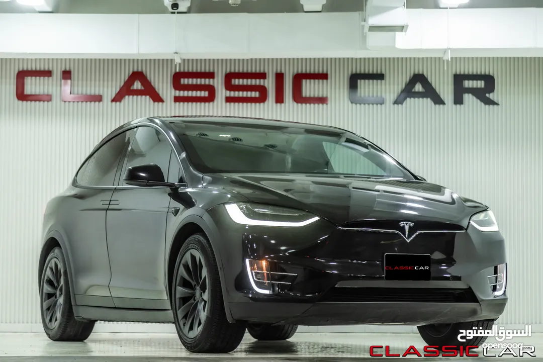 Tesla Model X Standard Range  2019   السيارة بحالة ممتازة جدا و قطعت مسافة 51,000 كيلو متر فقط