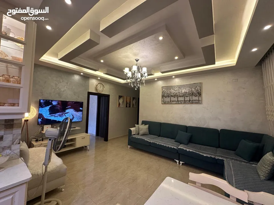 شقة طابقية للبيع في أجمل مناطق ابو علندا
