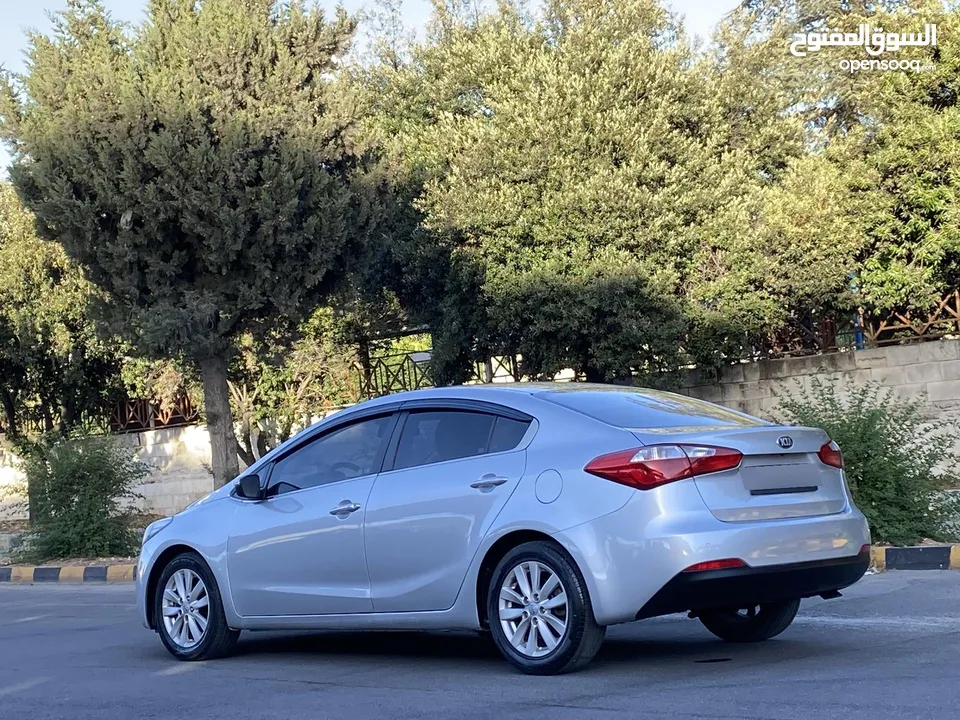Kia k3 موديل 2013