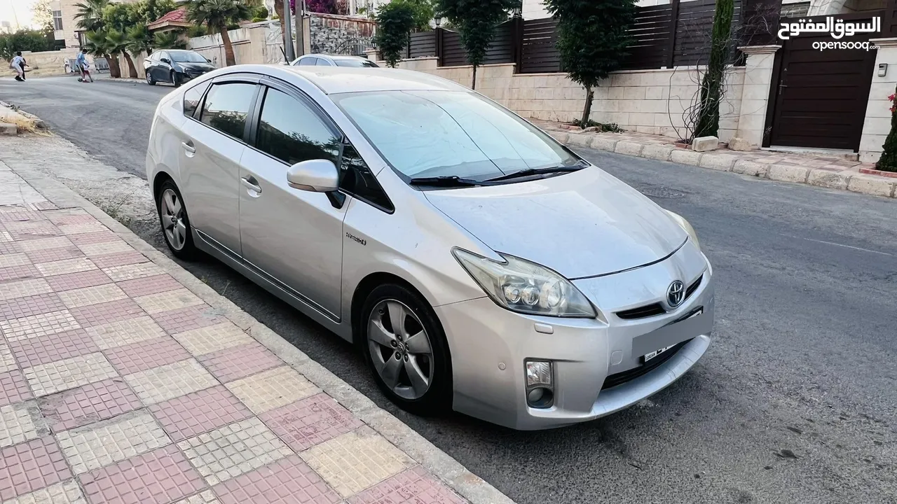تويوتا بريوس اوروبي موديل 2010 بحال الوكالة للبيع كاش فقط