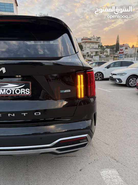 كيا سورينتو ترخيص 2022 محرك 1600 هايبرد   جير أوتوماتيك 240 حصان