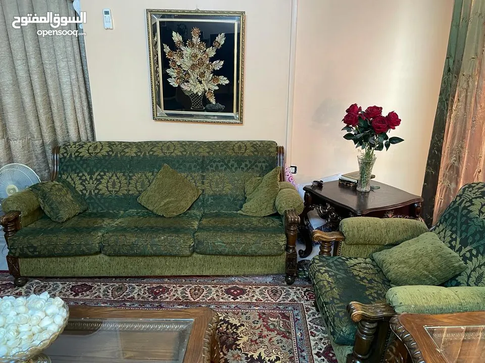 طقم كنب حفر فخم موديل كلاسيك وطقم خشب زان