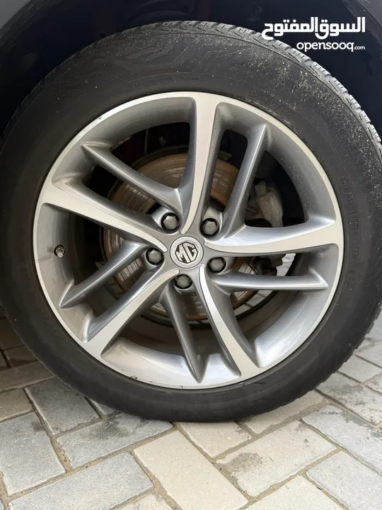 الصيني MG EHS ترخيص 2022 محرك 1600 هايبرد/plugin جير أوتوماتيك 284 حصان