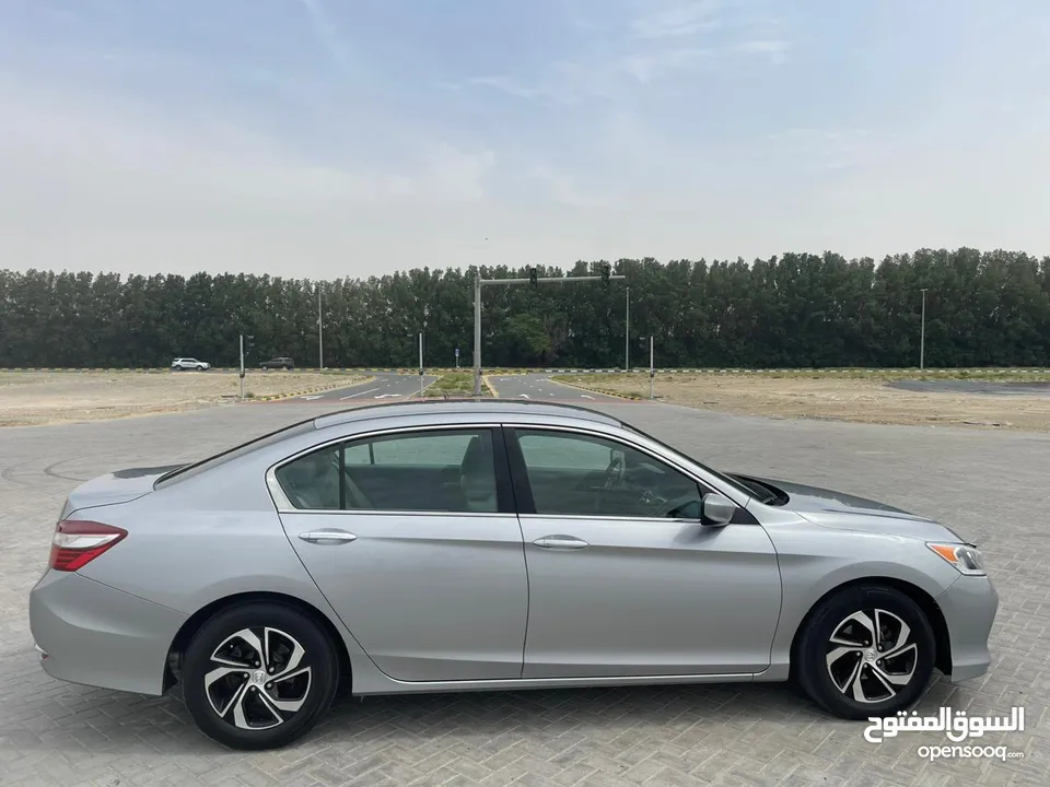 Honda accord  2016 v4  very clean car and very good condition