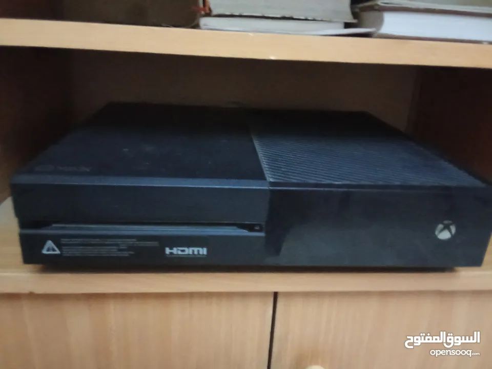 إكس بوكس وان بحاله ممتازه للبيع نابلس