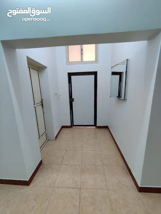 للإيجار منزل صغير في الديه...For rent a small house in Daih