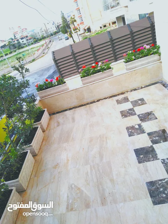 قوار حجر صناعي