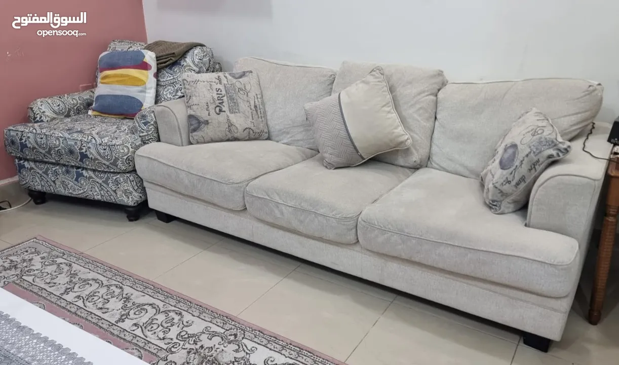 اساس منزلى كالجديد استهلاك بسيط. والبيع للسفر النهائى .السعر نهائي