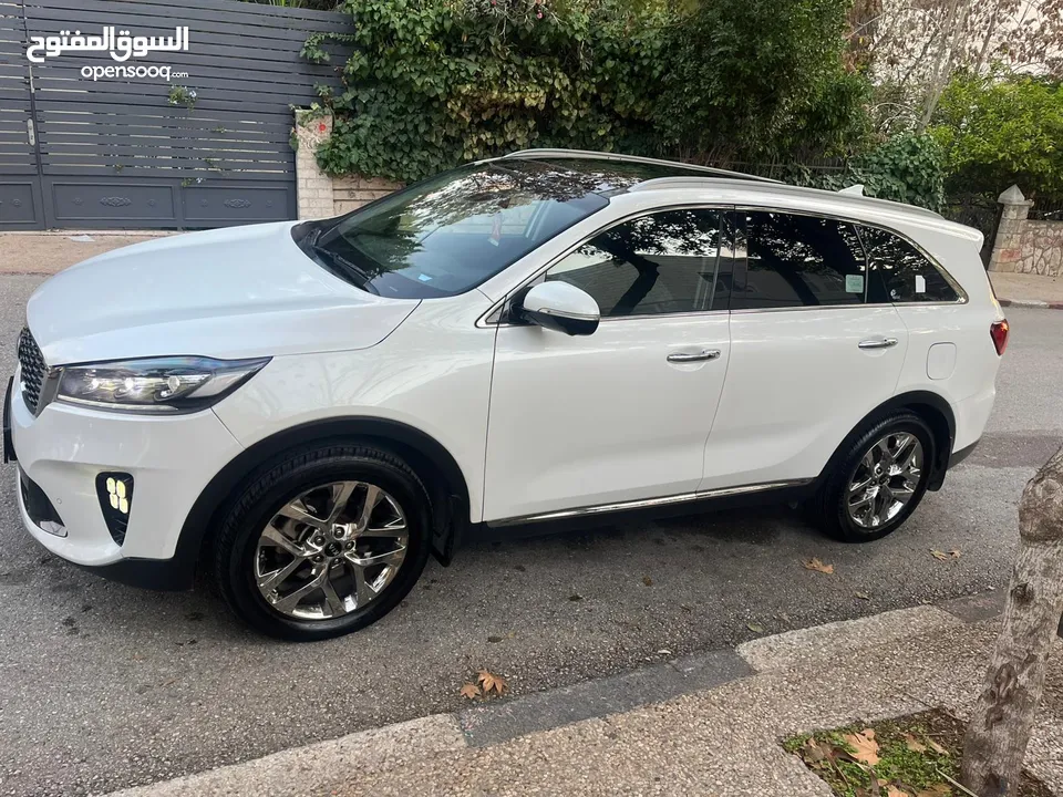 سونتو.  فللللللل. مع. فتخه. 4/4. ههدبزك. كهوباء. دبه. كهوباء. كاميرات. بسعررررررررر. طحن. طحن.