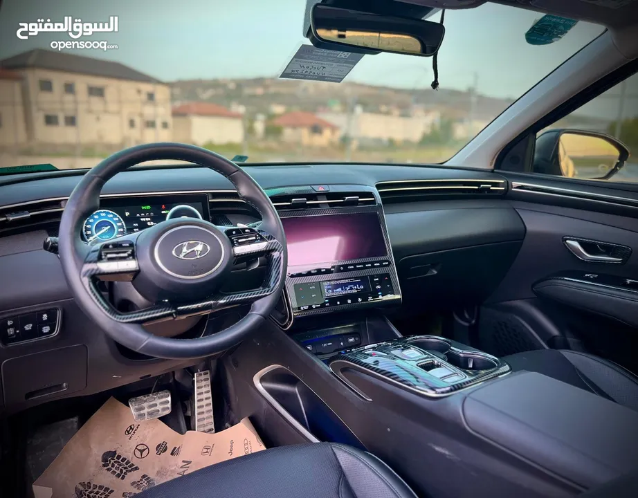 هونداي توسان/2022 فل الفل فتحة سقف بانوراما  2x4 ///240Hp بنزين + كهرباء  ( Haybrid) 1600cc
