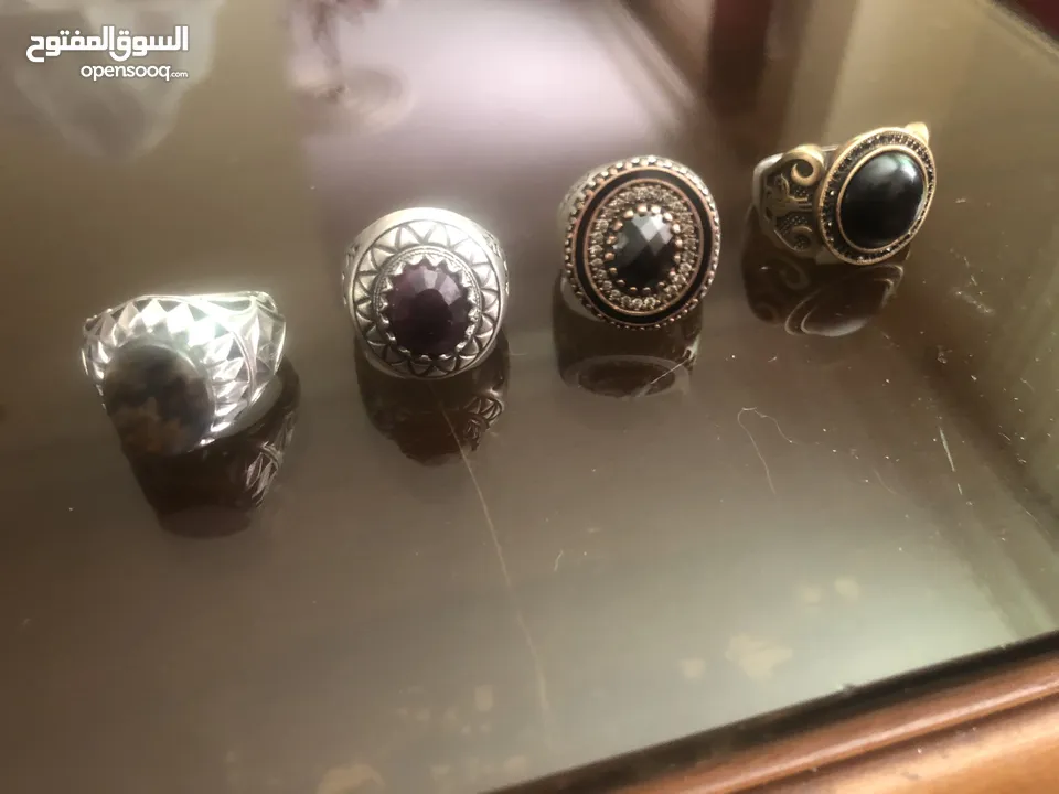خواتم فضه 925 عدد 4 للبيع قياس 20 22و21 بسعر مغررررري